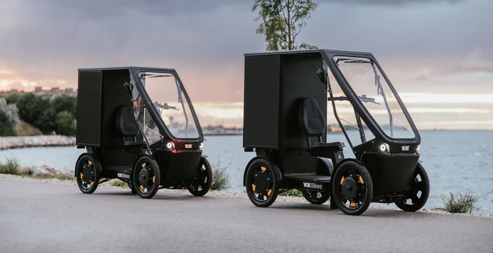 Vok electric quadricycles with a roof and rear cargo box